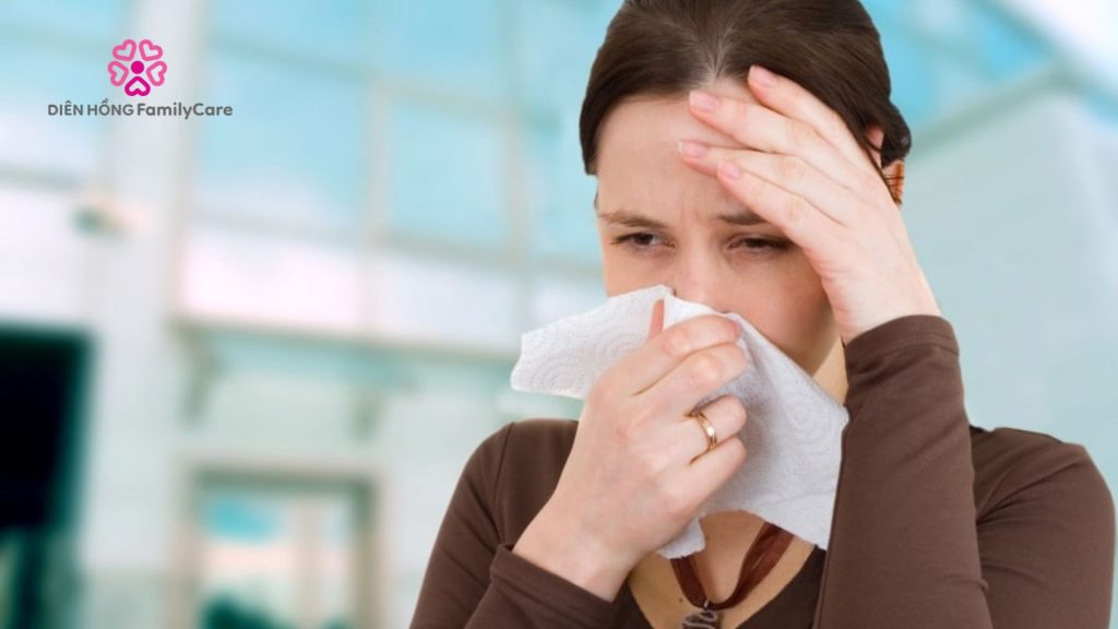 ra nhiều mồ hôi khi bị cảm lạnh