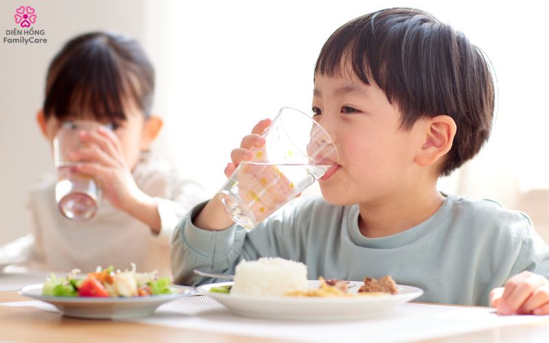 di-ung-thuc-pham-o-tre-em-3