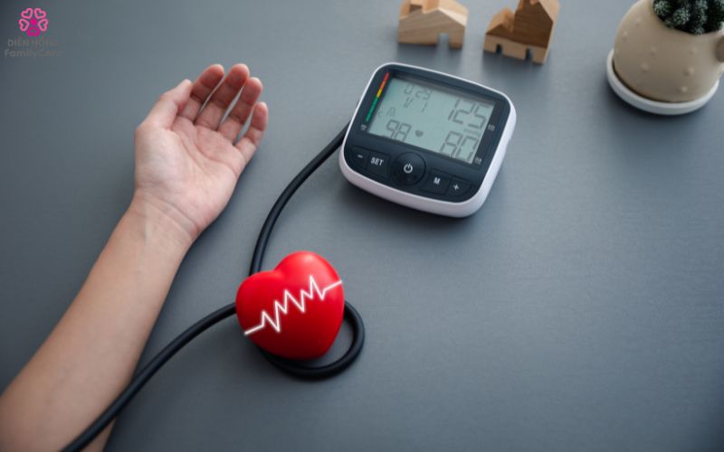 huyet-ap-tang-cao-vao-mua-dong-ly-do-va-cach-cham-soc-1